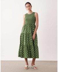 Nobody's Child - Charlie Shirred Bodice Tiered Skirt Midi Dress - Lyst