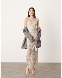 ASOS - Nouveau - robe longue à ourlet asymétrique et découpes avec fleurs ornementées - Lyst