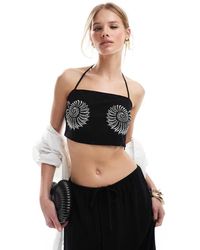 4th & Reckless - Linen Blend Square Halterneck Embroidered Shell Detail Beach Crop Top Co-ord - Lyst