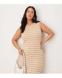 ASOS - Vestido Midi Beis A De Estilo Camiseta Y Estilo Años 90 Sin Mangas Con Diseño Reforzado De Canalé De Asos Design Curve - Lyst