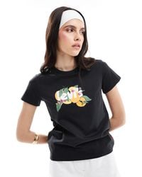 Levi's - Perfect T-shirt With Fruit Logo - Lyst
