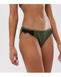 Wolf & Whistle Exclusief Bikinibroekje Met Kanten Zoom - Groen