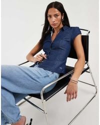 Hollister - Fitted Cinched Waist Short Sleeve Shirt - Lyst