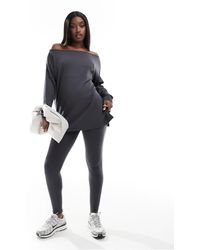 In The Style - Off The Shoulder Long Sleeve T-shirt And legging Set - Lyst