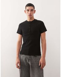 Collusion - Geribbeld Muscle Fit Henley T-Shirt Met Korte Mouwen - Lyst