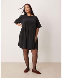 ASOS - Asos design curve – kurzes t-shirt-hängerkleid aus cord - Lyst