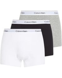 Calvin Klein - Pack De 3 Calzoncillos De Color Negro, Blanco Y Gris Reforzados Icon Cotton Stretch De - Lyst
