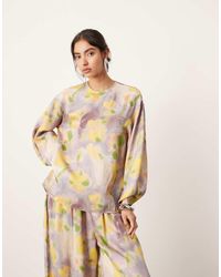 ASOS - Top De Manga Larga Con Estampado Floral Difuminado De Satén (Parte De Un Conjunto) - Lyst