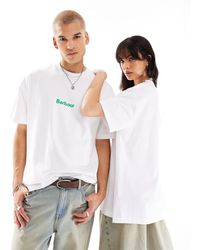 Barbour - X asos - marquee - t-shirt unisex bianca con logo - Lyst