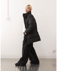Monki - – steppjacke mit kordelzug - Lyst