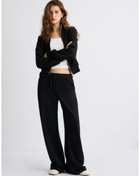 Stradivarius - B09 Cropped High-Neck Zip-Up Sweatshirt - Lyst