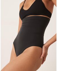 Spanx - Sculpt Seamless Power High-Waisted Thong - Lyst