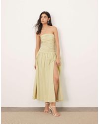 ARRANGE - Vestido Midi Verde De Corte Cuadrado Con Escote Palabra De Honor De - Lyst