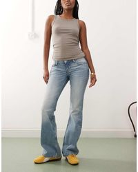 Weekday - Vaqueros De Corte Bootcut Slim Y Talle Bajo Con Lavado Azul Claro Nova De - Lyst