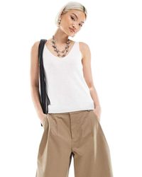 Vero Moda - Geribbelde Gebreide Camitop Met V-Hals - Lyst