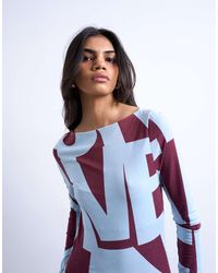 TOPSHOP - Top Azul Y Burdeos De Manga Larga Con Estampado Abstracto De - Lyst