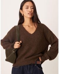 Vila - Fluffy Knitted V Neck Oversized Jumper - Lyst