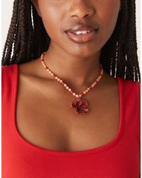 ASOS - Collana Con Perline Semipreziose E Pendente A Fiore - Lyst