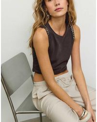 Stradivarius - T-Shirt Senza Maniche Con Borchie Ricamate - Lyst