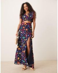 Hope & Ivy - High Waisted Thigh Split Maxi Skirt - Lyst