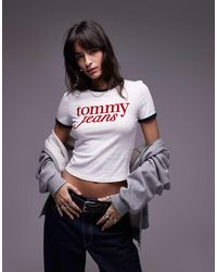 Tommy Hilfiger - T-Shirt Met Gekleurd Randje En Geschreven Logo - Lyst