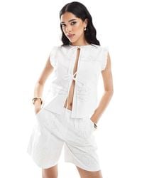 4th & Reckless - Cotton Embroidered Cutwork Detail Tie Front Waistcoat Top Co-Ord - Lyst