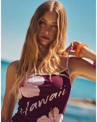 Bershka - Top Allacciato Al Collo Bordeaux Con Stampa - Lyst
