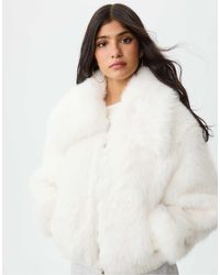 Stradivarius - Veste en fausse fourrure - écru - Lyst