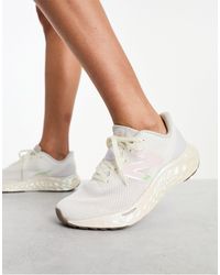 New Balance - Running - fresh foam arishi v4 - sneakers bianche - Lyst