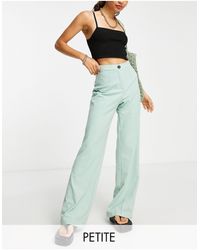 Petite - pantaloni dad sartoriali a fondo ampio extra larghi, color  cammelloBershka in Materiale sintetico di colore Neutro | Lyst
