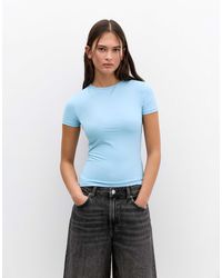 Pull&Bear - – kurzärmliges t-shirt aus polyamid - Lyst