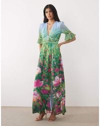 Hope & Ivy - V Neck Frill Detail Short Sleeve Split Front Maxi Dress - Lyst