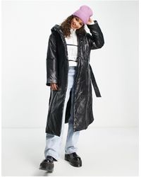Pieces - Shiny Padded Longline Coat With Hood - Lyst