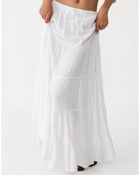 Stradivarius - Gonna Midi Bianca A Pannelli - Lyst