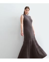 ARRANGE - Curve Gebreide Mouwloze Geribbelde Maxijurk - Lyst