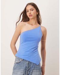 Abercrombie & Fitch - Asymmetrische Top Met Blote Schouder - Lyst