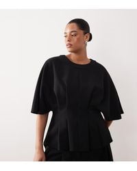 ARRANGE - Curve Pleat Waist Short Sleeve Top - Lyst