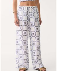 Stradivarius - Pantalon brodé - Lyst