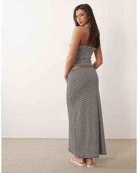 ASOS - Gebreide Gestreepte Maxi Rok Met Textuur En A-Lijn - Lyst