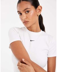 Nike - One Dri-Fit Short Sleeve T-Shirt - Lyst