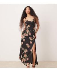 Miss Selfridge - Vestido Lencero Largo De Chifón Con Estampado De Rosas Extragrande Y Ribete De Encaje De - Lyst