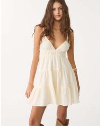 Stradivarius - Vestito Corto Color Écru Con Allacciatura - Lyst
