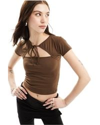 Motel - Cut-out Tie Front Crop Top - Lyst