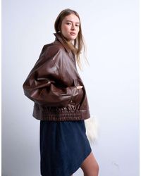 TOPSHOP - Oversized Imitatieleren Jack Met Verlaagde Schouders En Korte Rits - Lyst