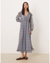 Wednesday's Girl - Long Sleeve Floaty Ditsty Print Midaxi Dress - Lyst