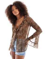 Miss Selfridge - – strand-cover-up aus chiffon mit leopardenmuster und bindedetail vorne - Lyst
