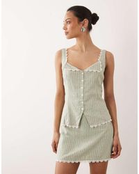 Abercrombie & Fitch - Linen Mini Skirt With Scallop Edge - Lyst