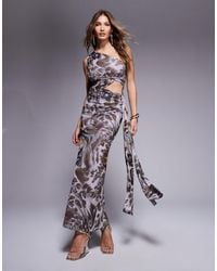 ASOS - – midikleid aus mesh mit abstraktem wirbelprint, asymmetrischem one-shoulder-träger und langen bindeband - Lyst