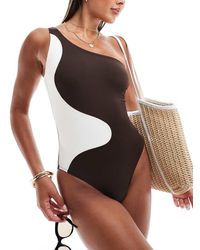 Accessorize - Badpak Met Blote Schouder En Monochroom Wervelmotief - Lyst