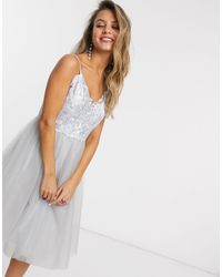 Chi Chi London Avondjurk Met Tulle En Kanten Top - Grijs